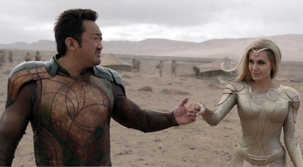 Eternals Entre el relato épico, el naturalismo de Zhao y la fórmula Marvel, angelina jolie