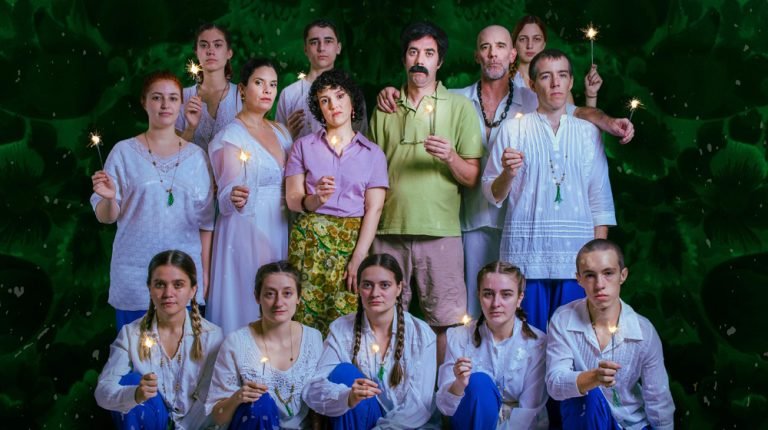 lgo que pasó en Año Nuevo: sidra, sectas y lisergia con acento porteño