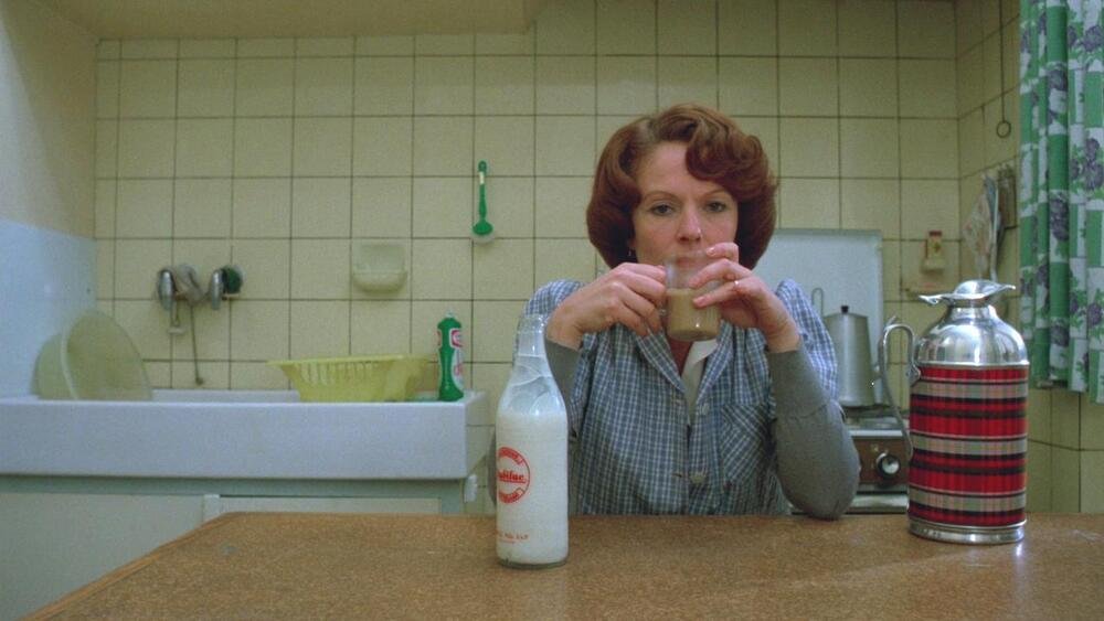 Jeanne Dielman: La mujer que sin querer rompió internet y el canon cinéfilo