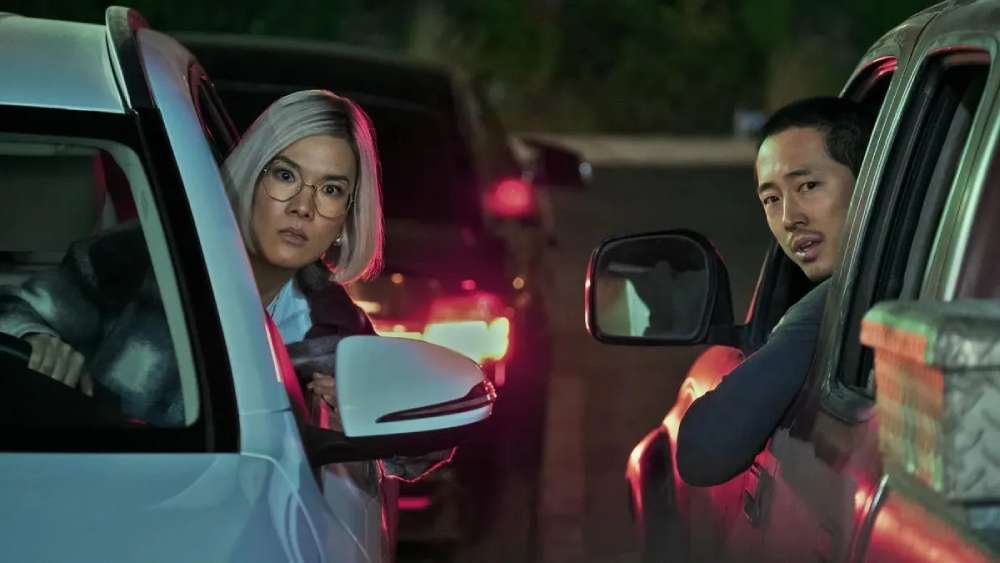 Beef: Ali Wong y Steven Yeun se sacan chispas en una pelea sin fin