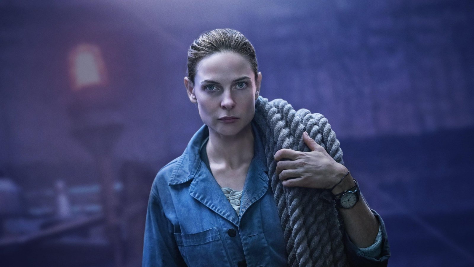 Silo: cuando el horror apocalíptico reside en una supervivencia agobiante