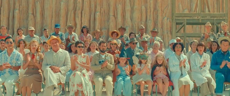 "Asteroid City" de Wes Anderson: La rareza de un creador en busca de la madurez