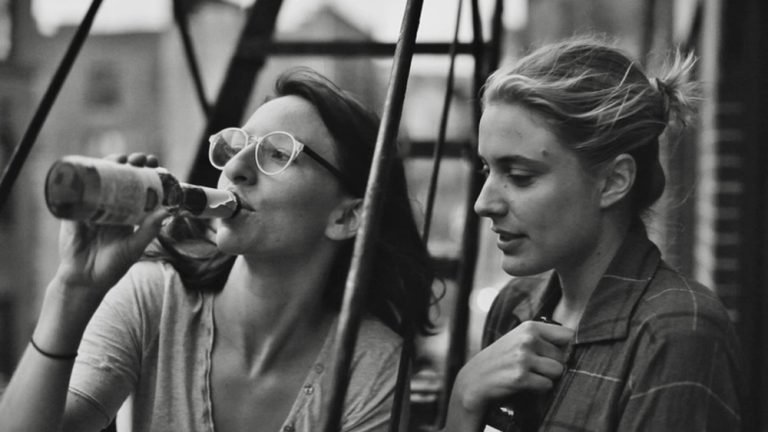 Frances Ha: Una oda en blanco y negro a la eterna adolescente incomprendida
