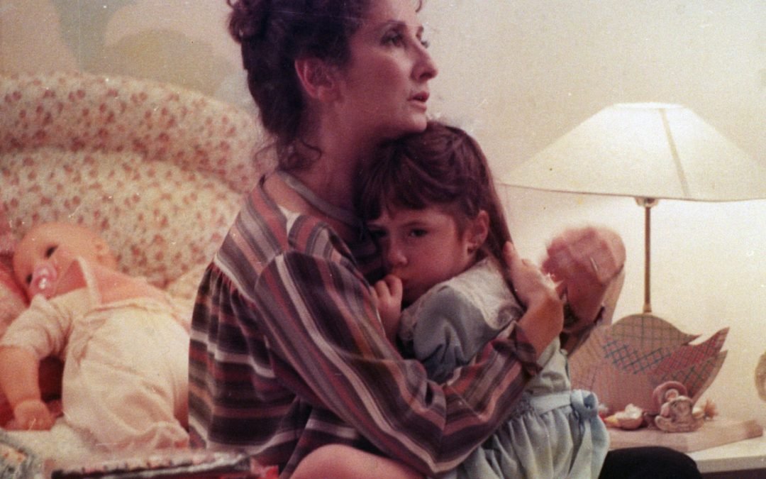 La historia oficial: Cuando la hacen las mujeres y la deshacen los hombres