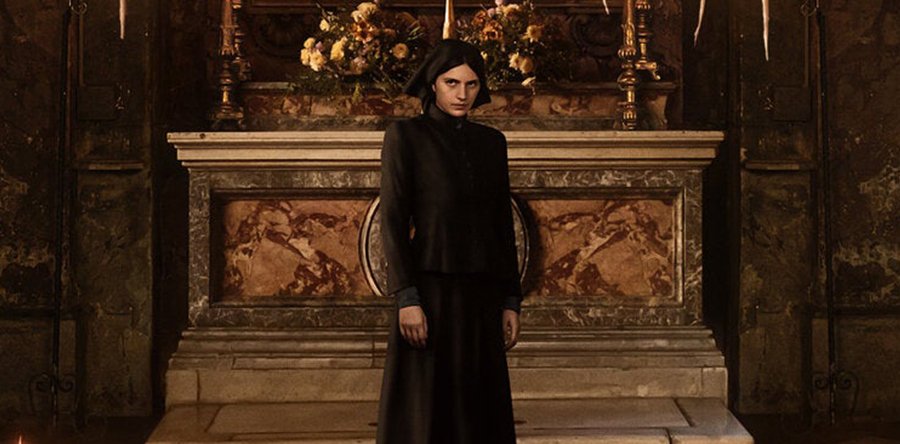 La primera profecía: Una elegante y brutal precuela que hace honor a la original