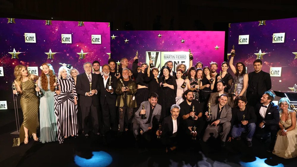 Martín Fierro de cine y series: Entre el culto a lo banal y la defensa del patrimonio