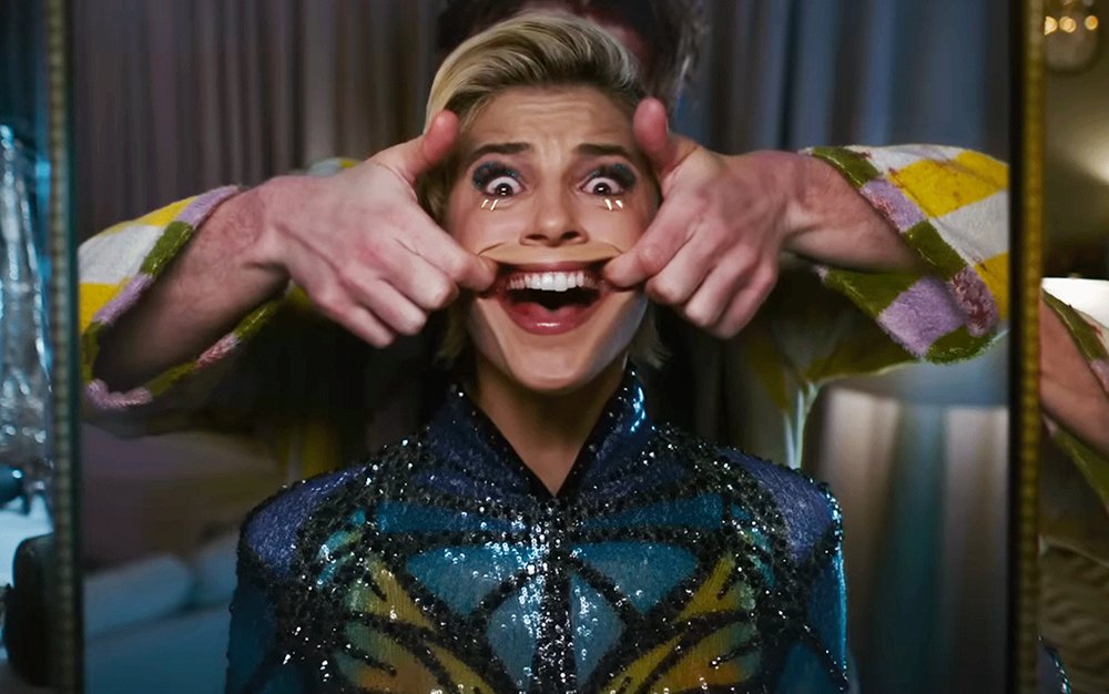 Sonríe 2: Una industria de la música tan cruel como el monstruo que acecha