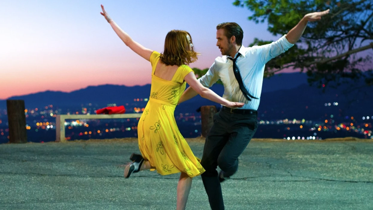Emma Stone y Ryan Gosling bailando en La La Land (2016)