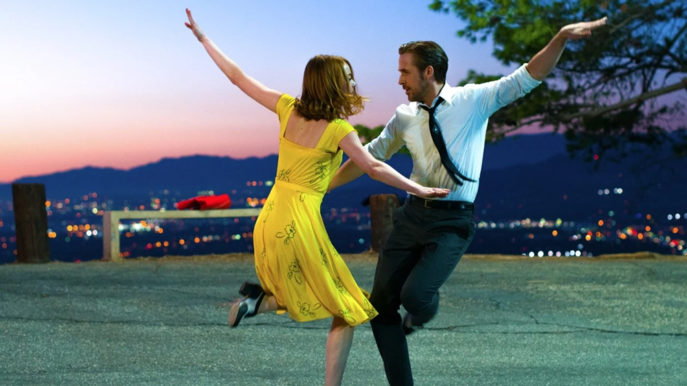 Emma Stone y Ryan Gosling bailando en La La Land (2016)