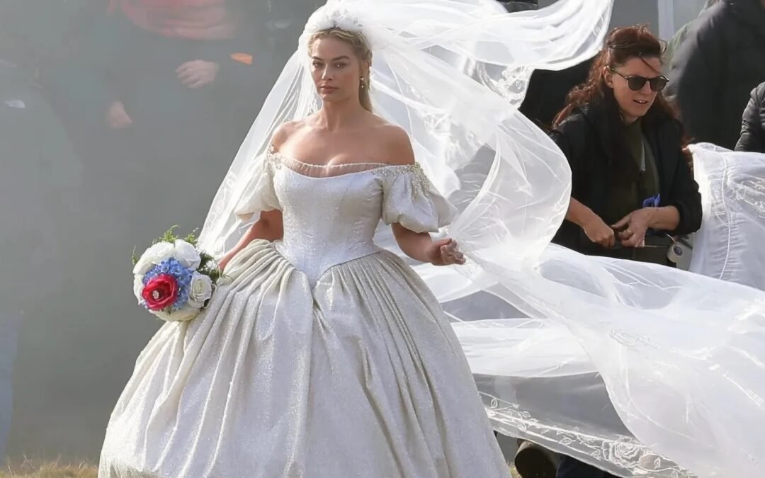 «Cumbres Borrascosas» de Emerald Fennell: ¿romance gótico o caos estético?