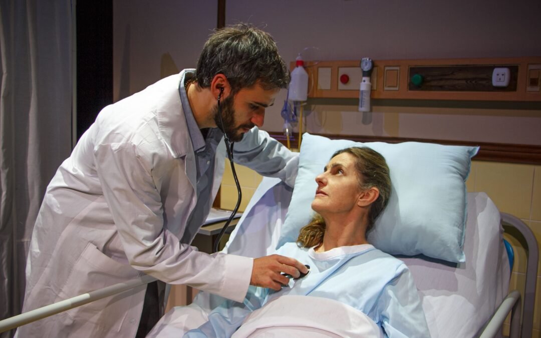 «Al fin y al cabo, es mi vida»: la obra que nos hace cuestionar qué es una vida (y una muerte) digna