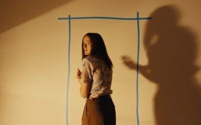 «Backrooms» de Kane Parsons: de YouTube al cine, más asfixiados que nunca